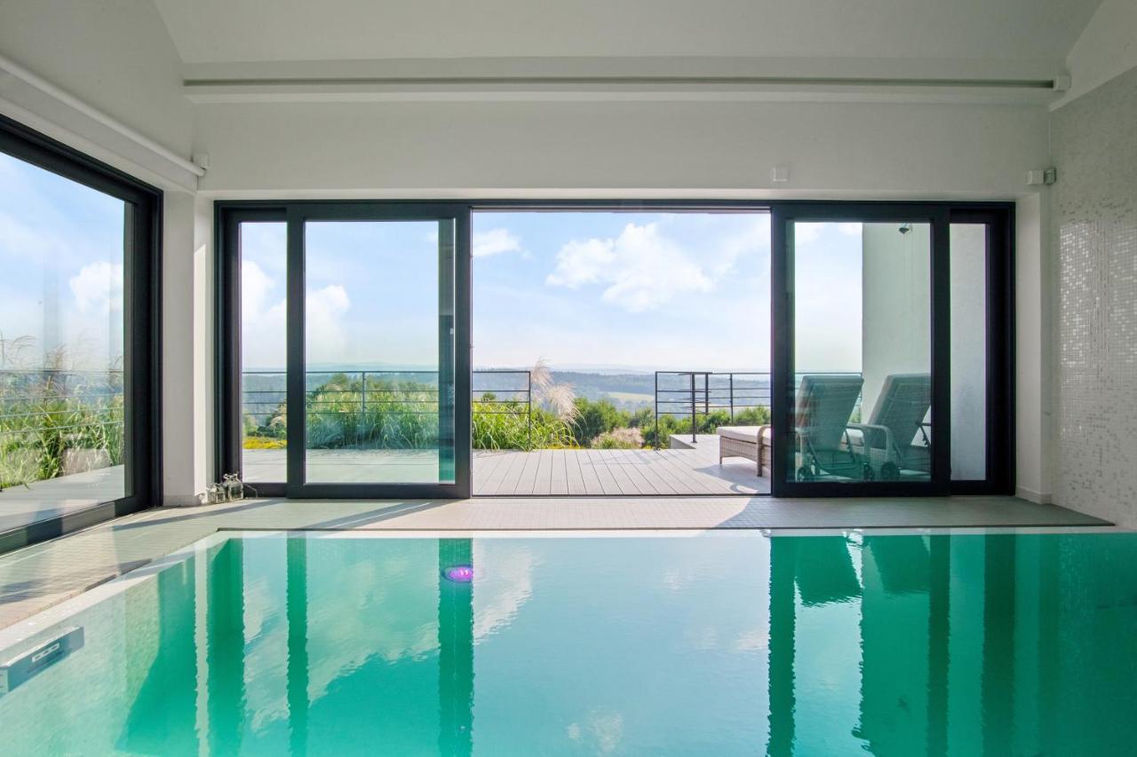 Villa Relax With Swimming Pool And Mountain View Bukow Экстерьер фото